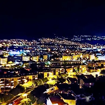 Adriatic Skyview 아파트